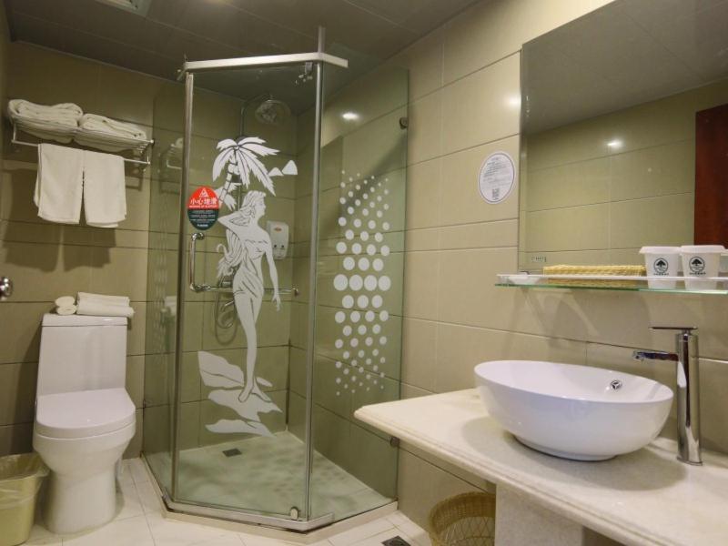 Greentree Inn Shanghai Pudong Airport Huaxia East Road Railway Station Shell Hotel Exterior photo