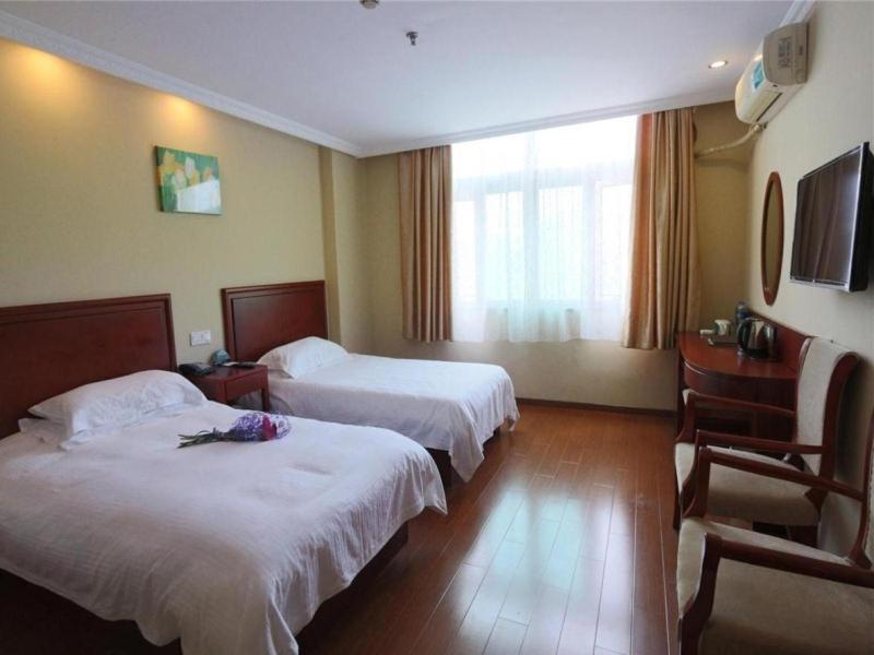 Greentree Inn Shanghai Pudong Airport Huaxia East Road Railway Station Shell Hotel Exterior photo