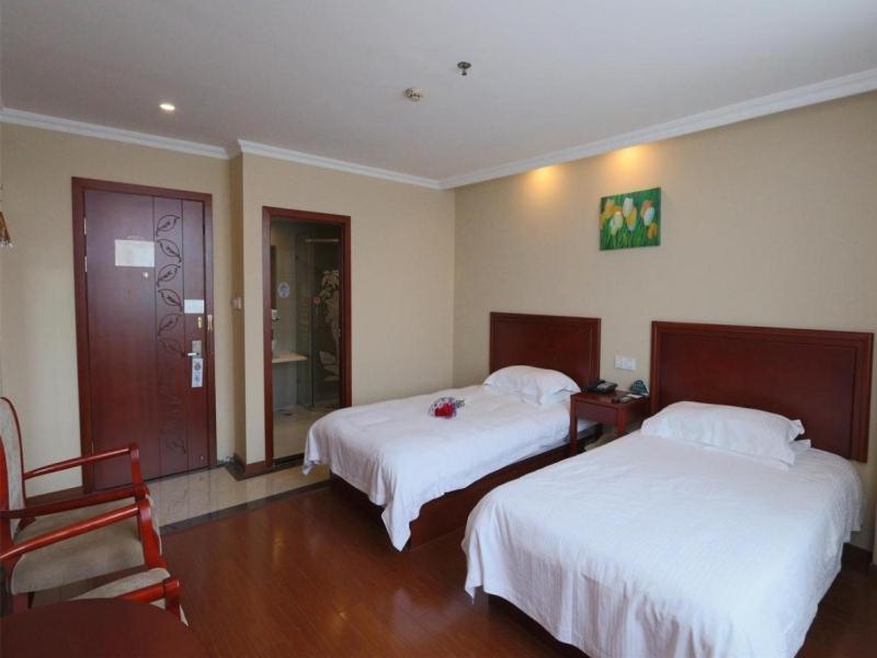 Greentree Inn Shanghai Pudong Airport Huaxia East Road Railway Station Shell Hotel Exterior photo