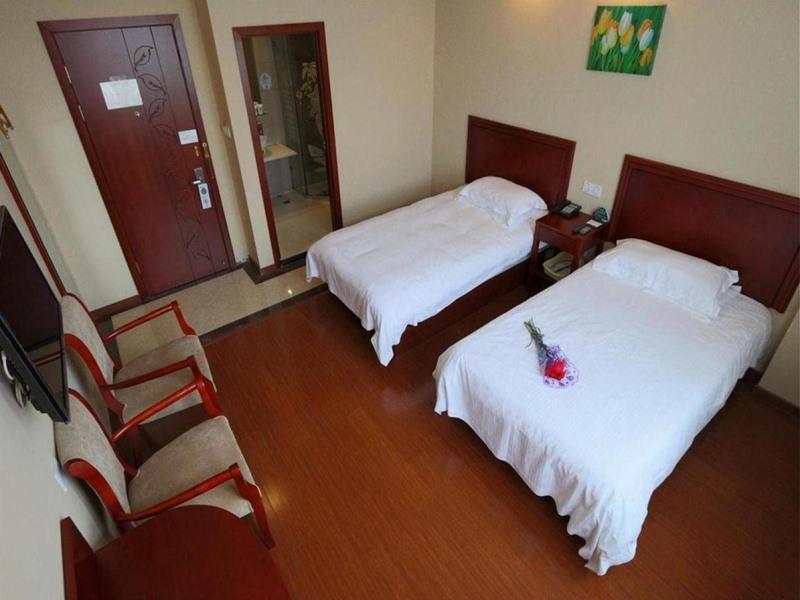 Greentree Inn Shanghai Pudong Airport Huaxia East Road Railway Station Shell Hotel Exterior photo