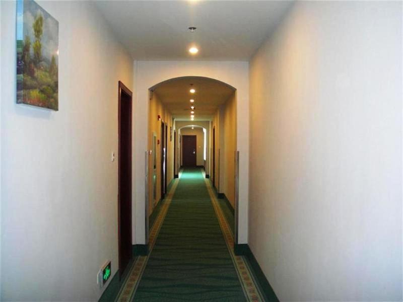 Greentree Inn Shanghai Pudong Airport Huaxia East Road Railway Station Shell Hotel Exterior photo